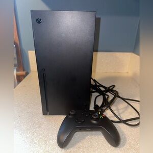Xbox Series X 1TB Console w/controller & cables